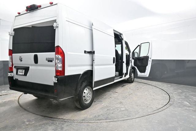 Used 2023 RAM ProMaster 2500 image 42