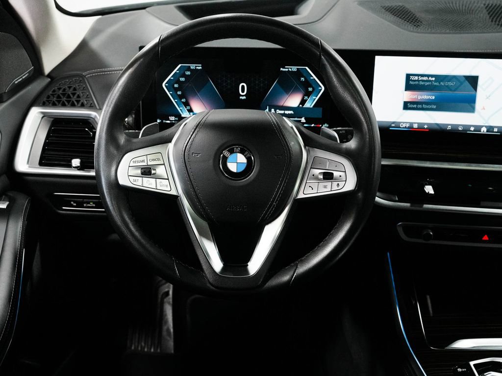 Used 2025 BMW X7 xDrive40i AWD/4WD image 29
