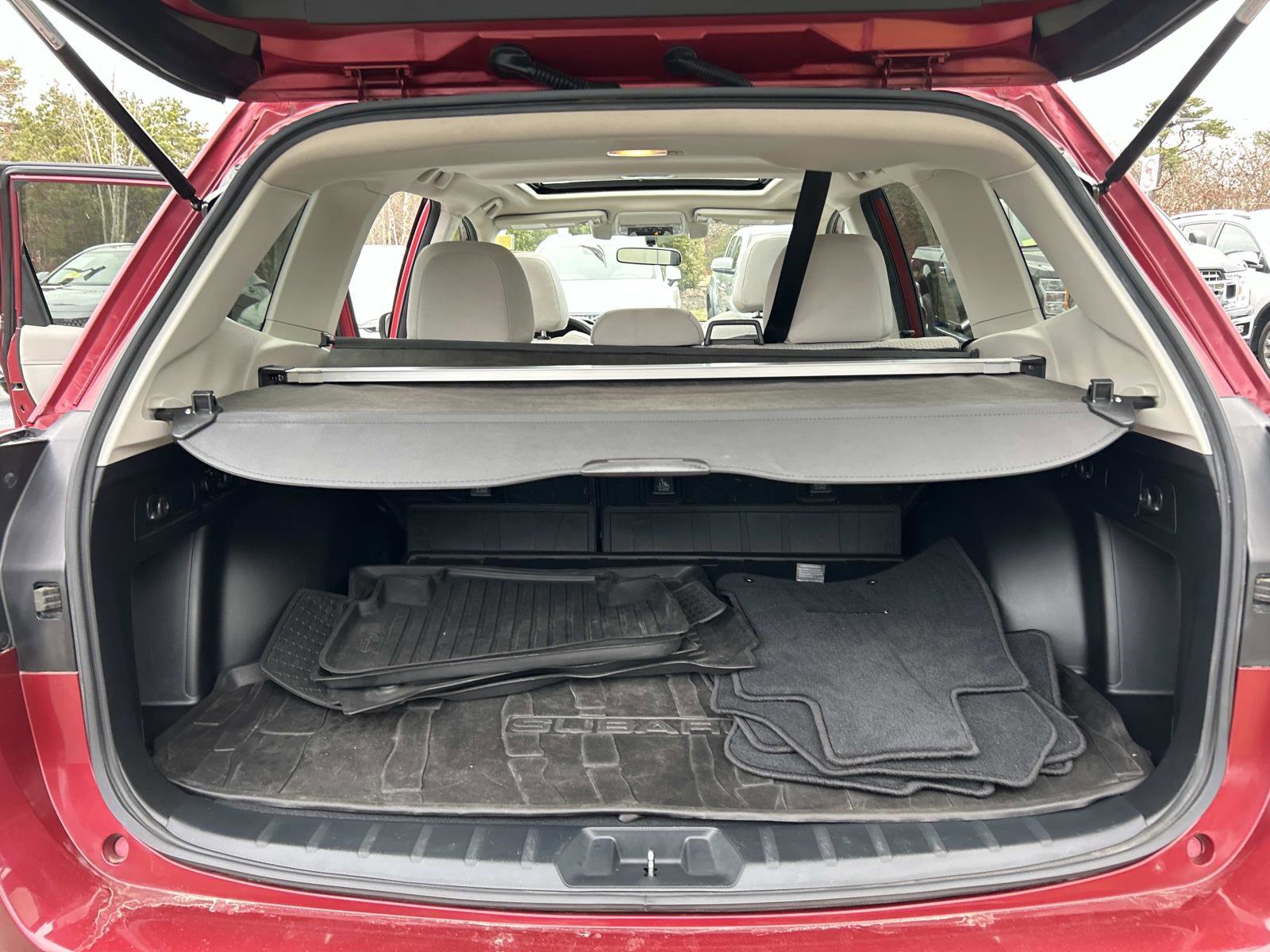 Used 2019 Subaru Forester Premium w/ All-Weather Package image 12