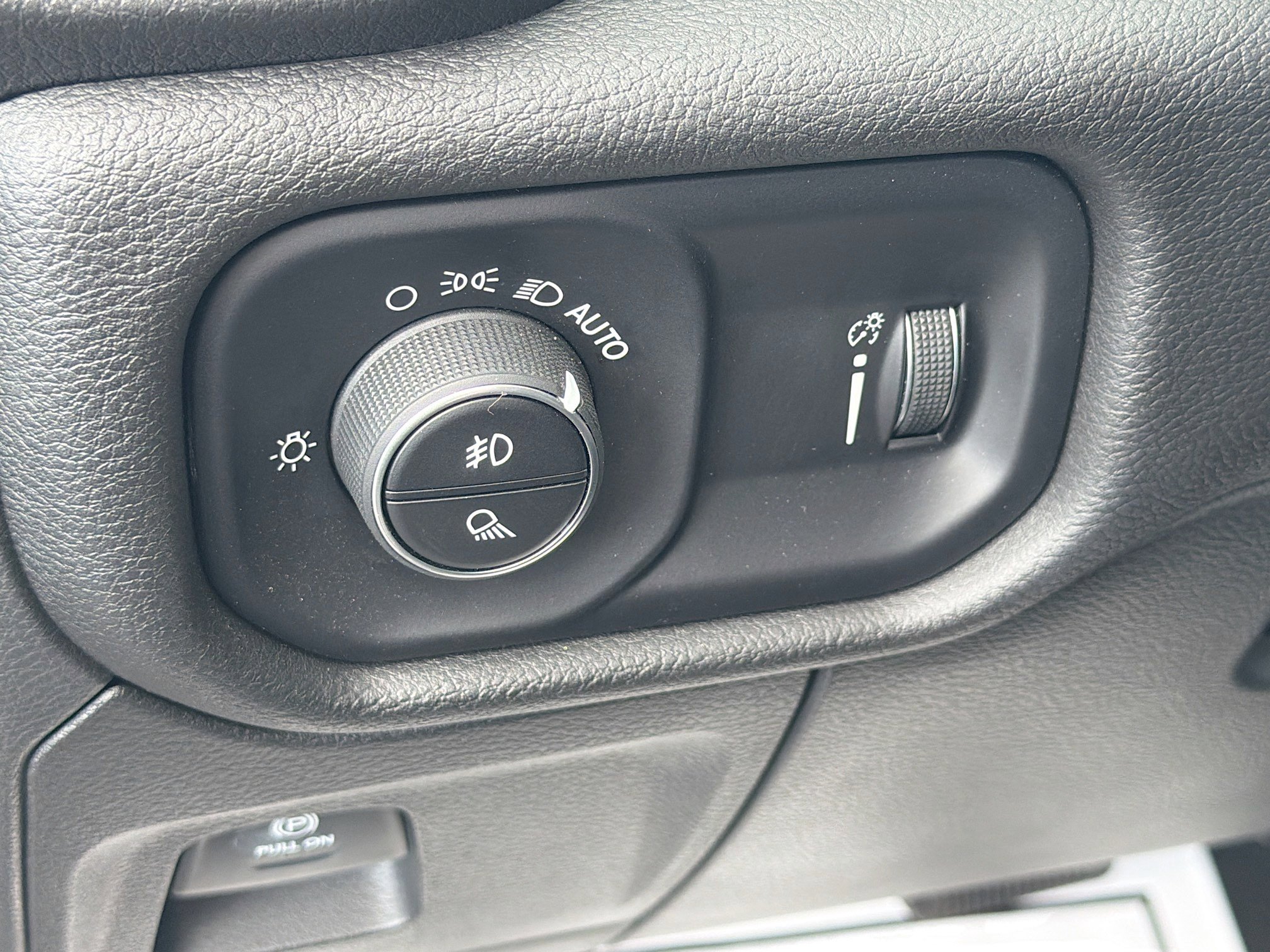 Used 2023 RAM 1500 Big Horn RWD image 10