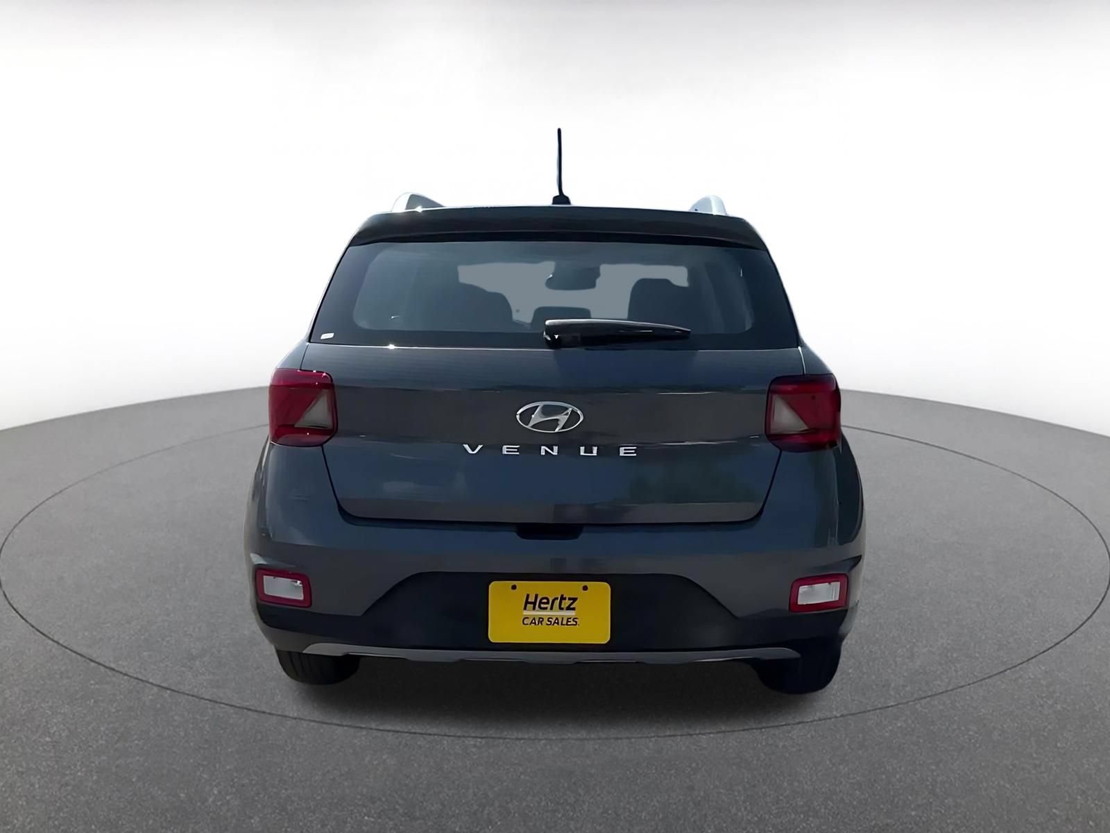 Used 2026 Hyundai Venue SEL FWD image 12
