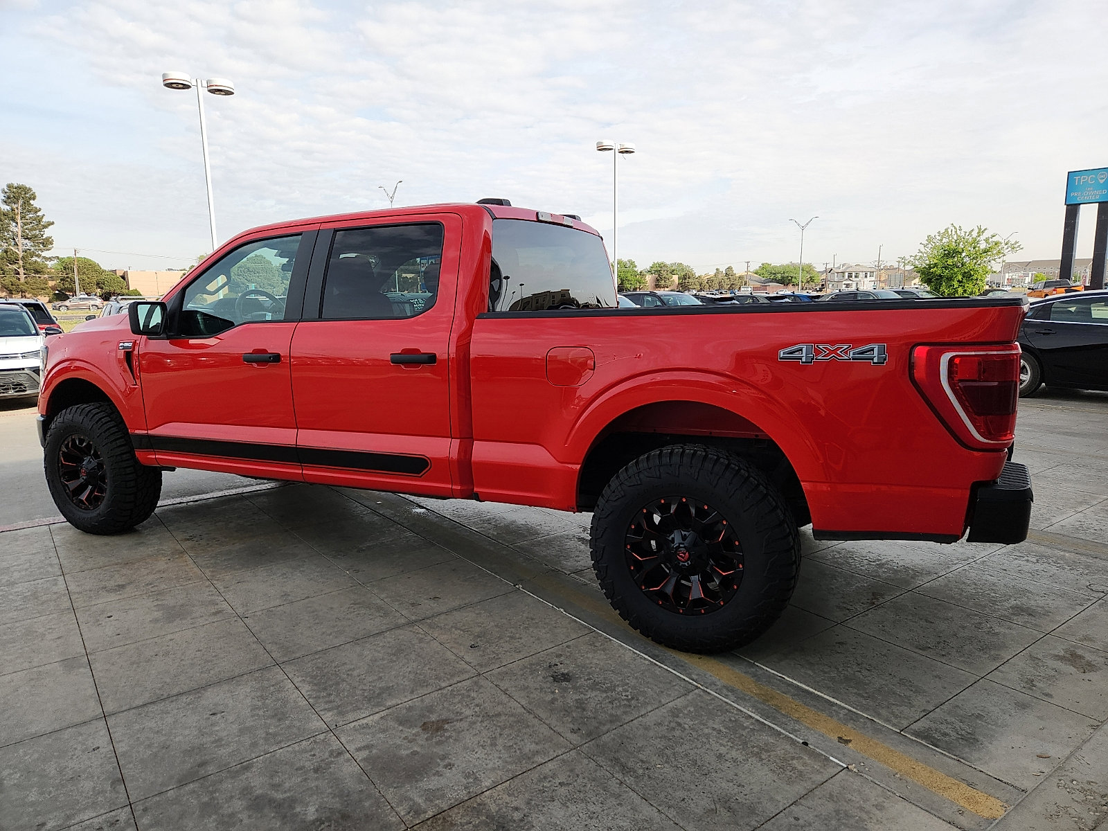 Used 2023 Ford F150 XLT image 4