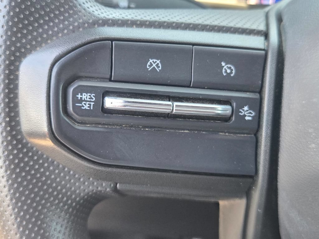Used 2025 Chevrolet Colorado W/T AWD/4WD image 18