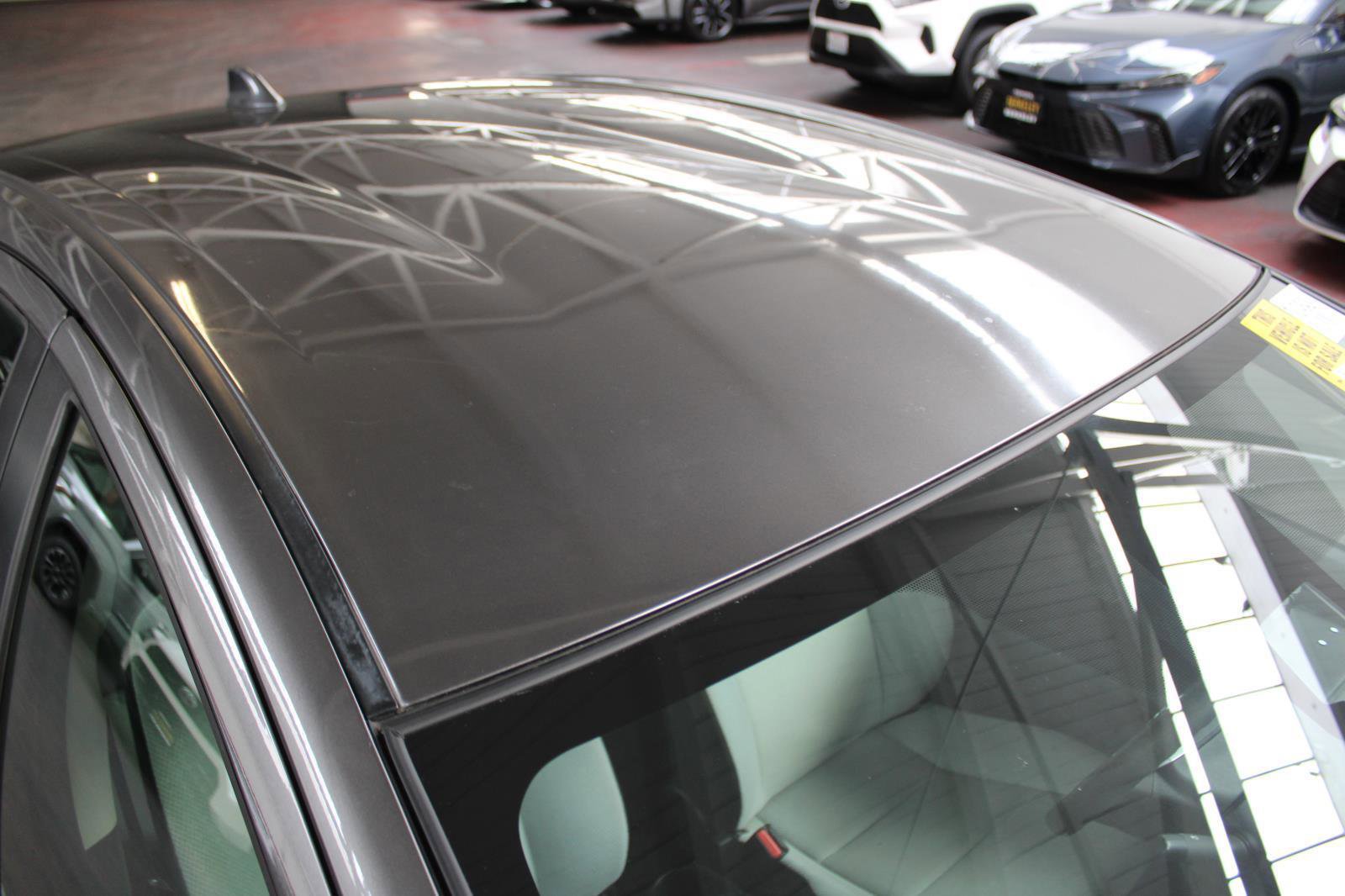 Used 2017 Toyota Prius C One image 9