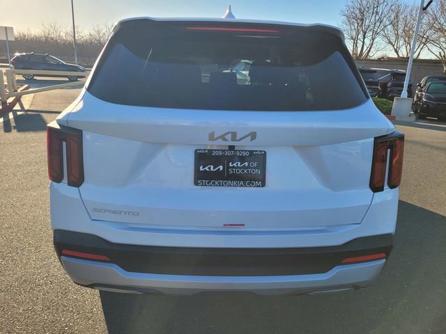 Used 2026 Kia Sorento LX image 5