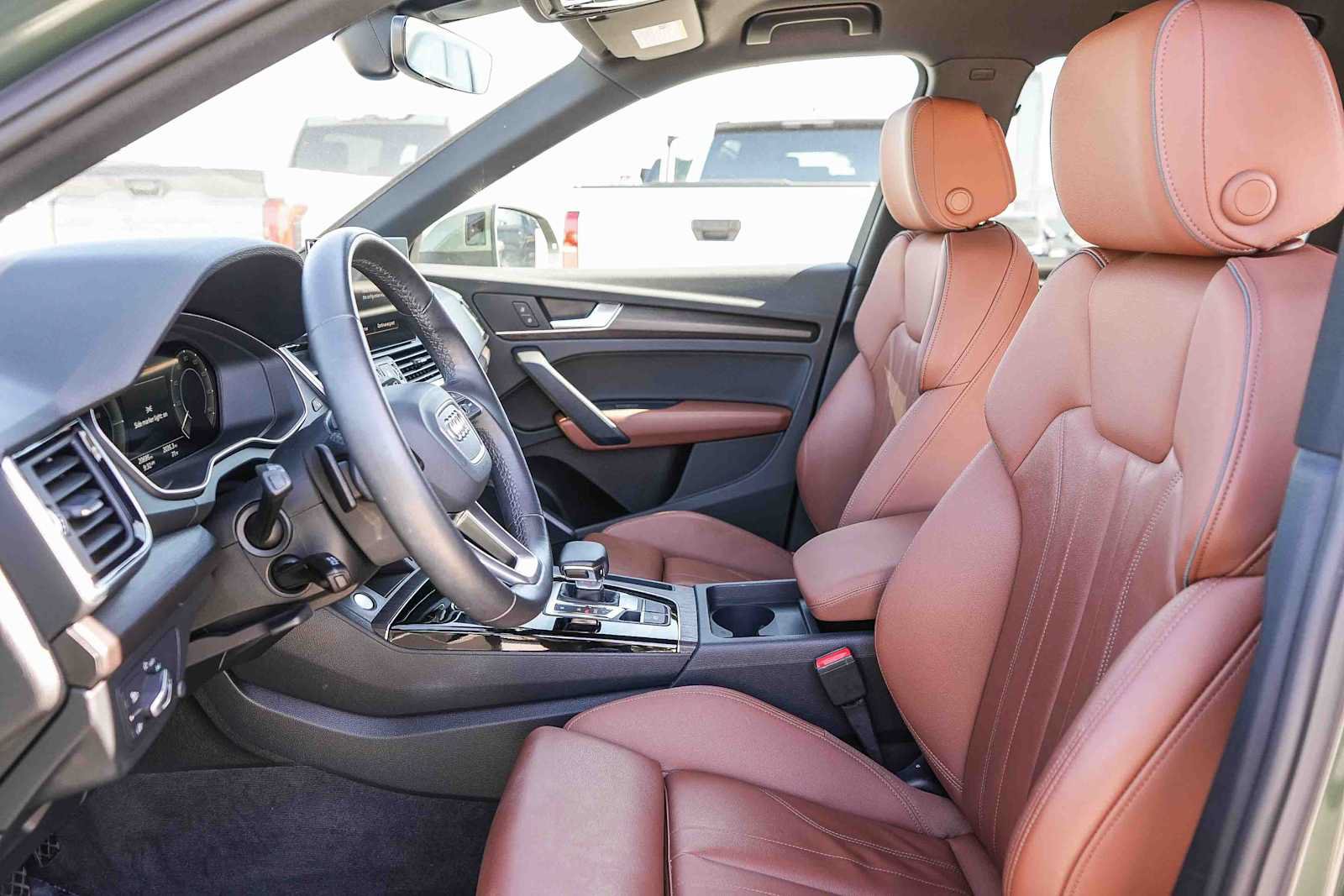 Used 2023 Audi Q5 e Premium w/ Convenience Package AWD/4WD image 26