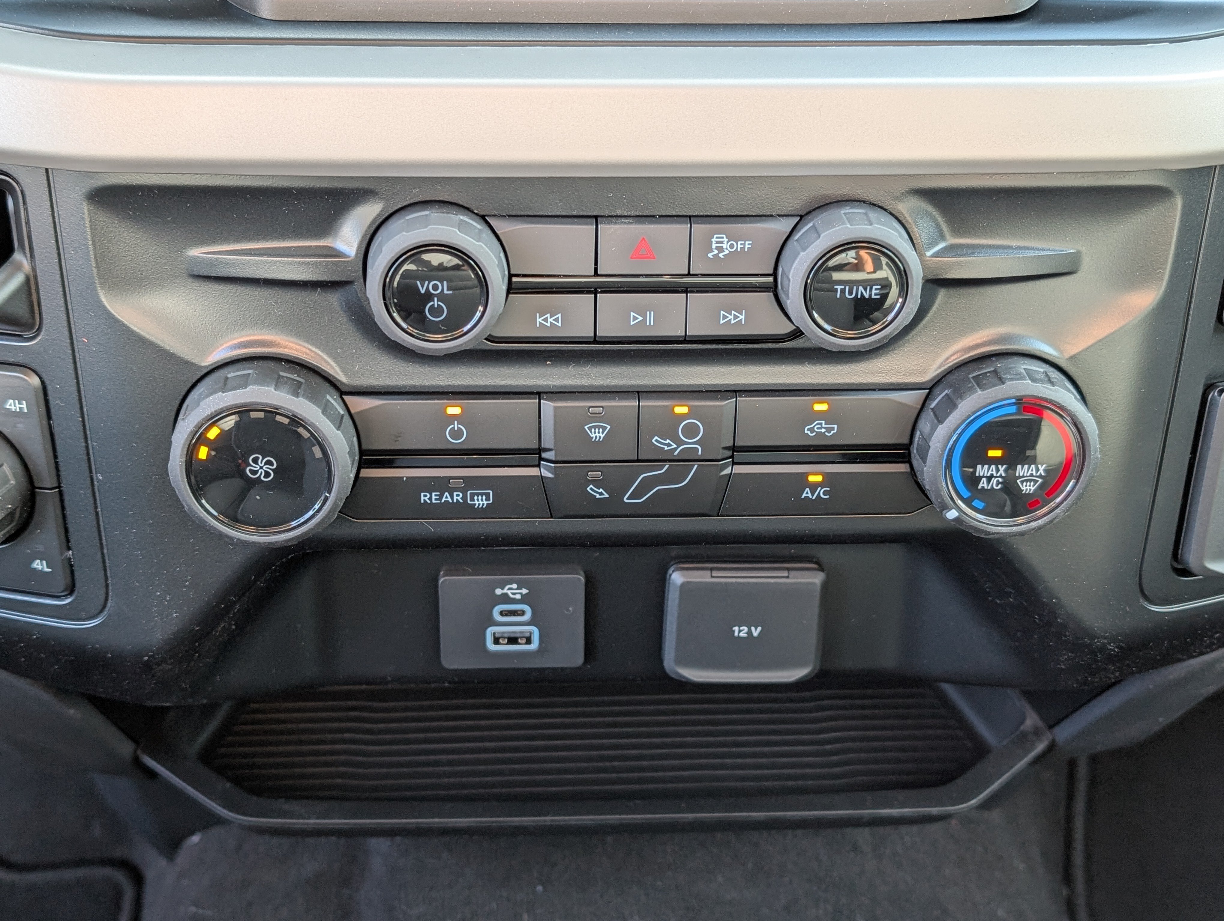 New 2026 Ford F350 XL w/ STX Appearance Package AWD/4WD image 23