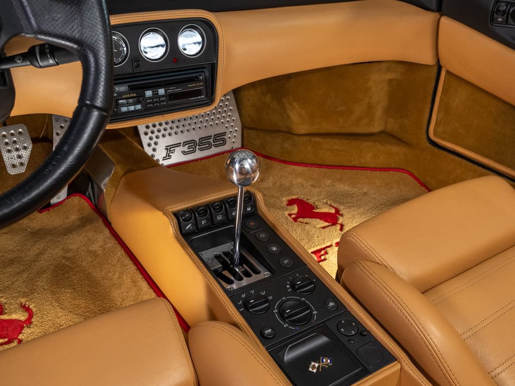 Used 1995 Ferrari F355 GTS RWD image 26