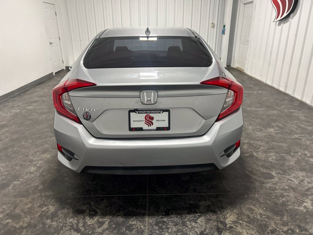 Used 2017 Honda Civic EX image 3