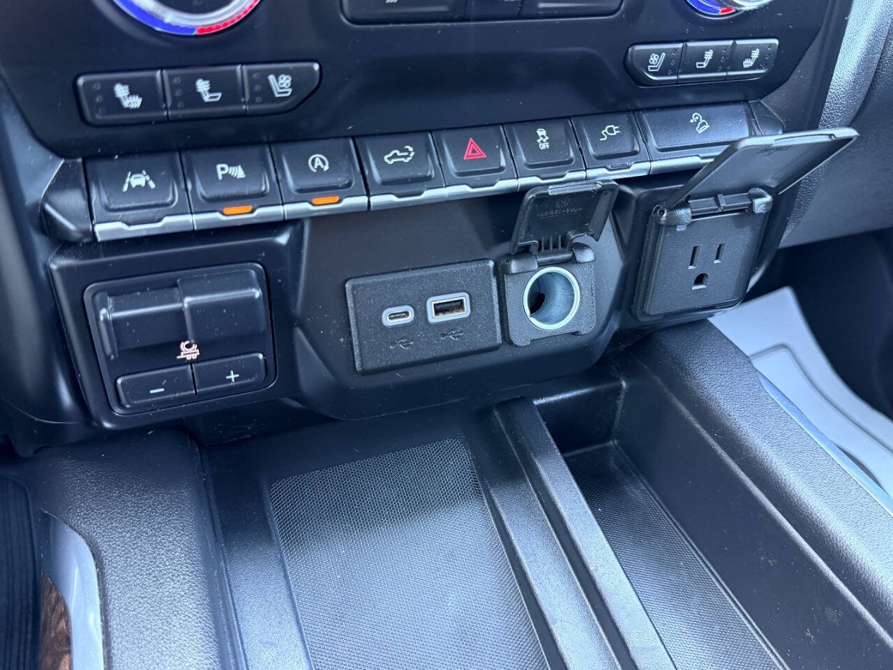 Used 2019 GMC Sierra 1500 Denali w/ Driver Alert Package II AWD/4WD image 48