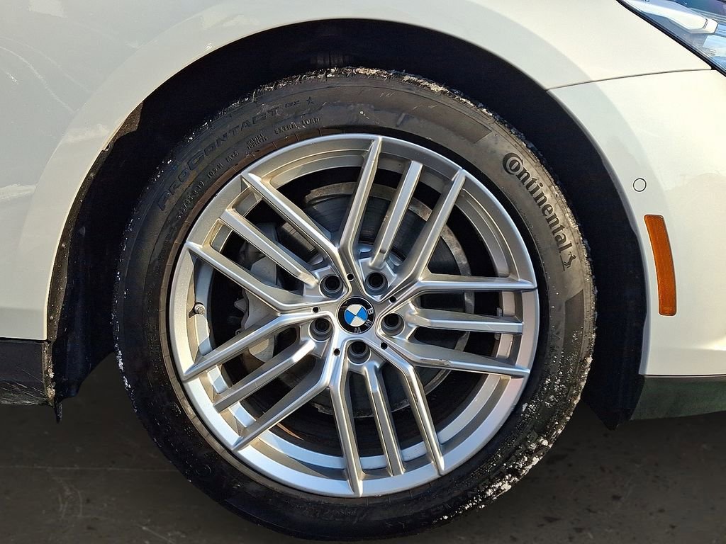 Used 2025 BMW 530i xDrive image 9