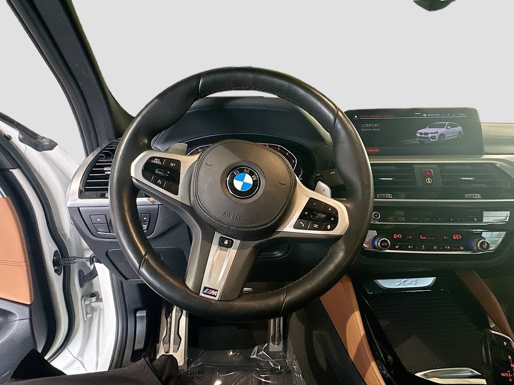 Used 2021 BMW X4 xDrive30i w/ M Sport Package AWD/4WD image 11