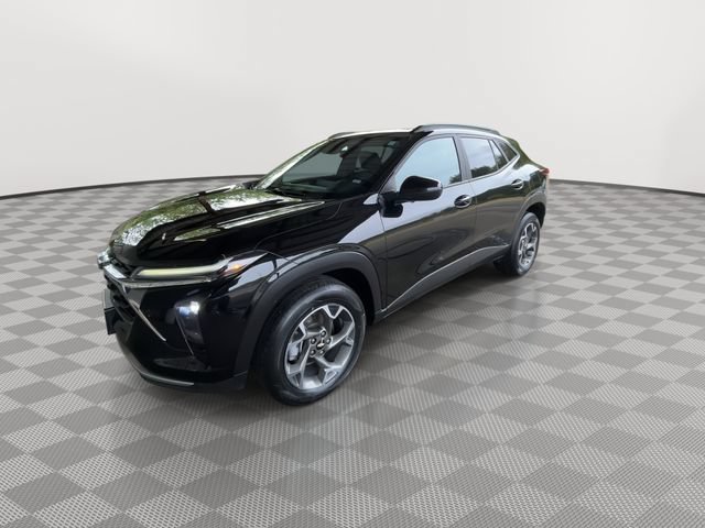 Used 2024 Chevrolet Trax LT FWD image 3