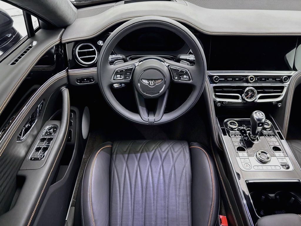 Used 2026 Bentley Flying Spur V8 AWD/4WD image 10