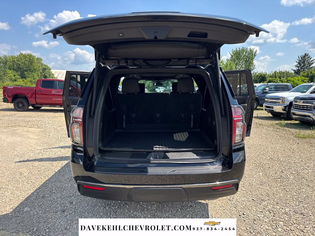 Used 2021 Chevrolet Suburban Z71 w/ Rear Media and Nav Package AWD/4WD image 13