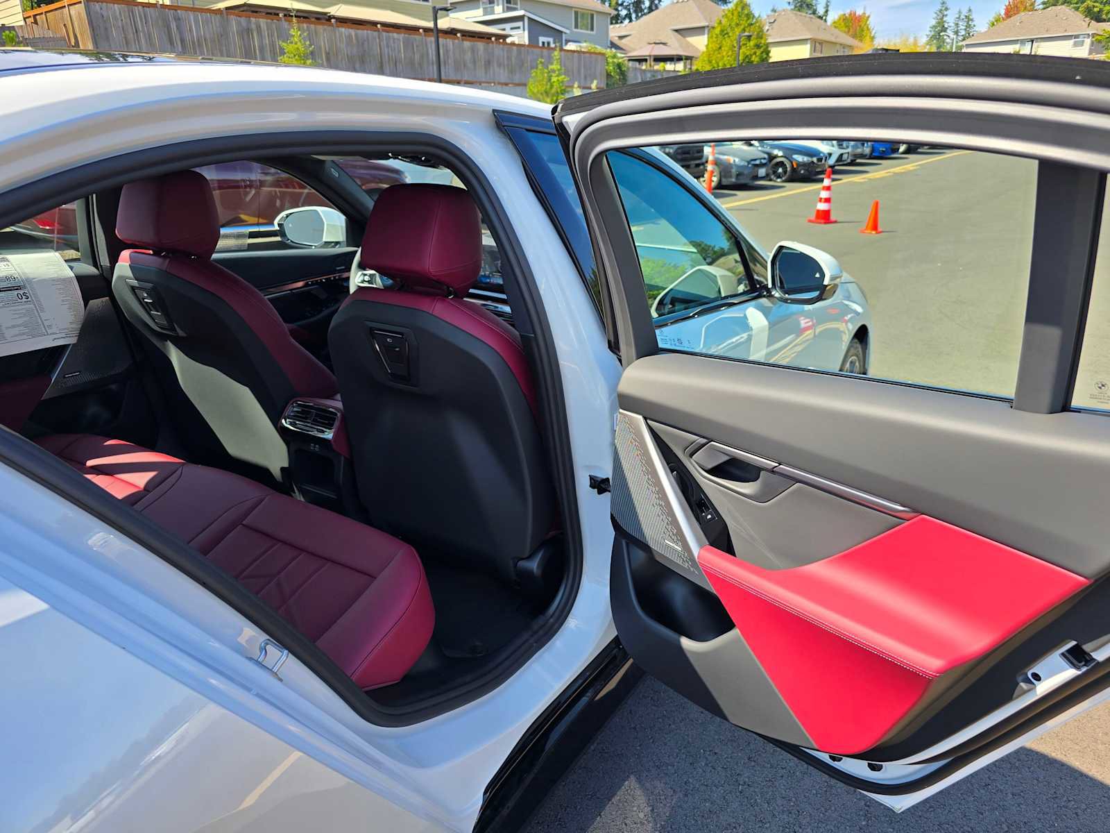 New 2026 BMW 550e xDrive 550e xDrive image 13