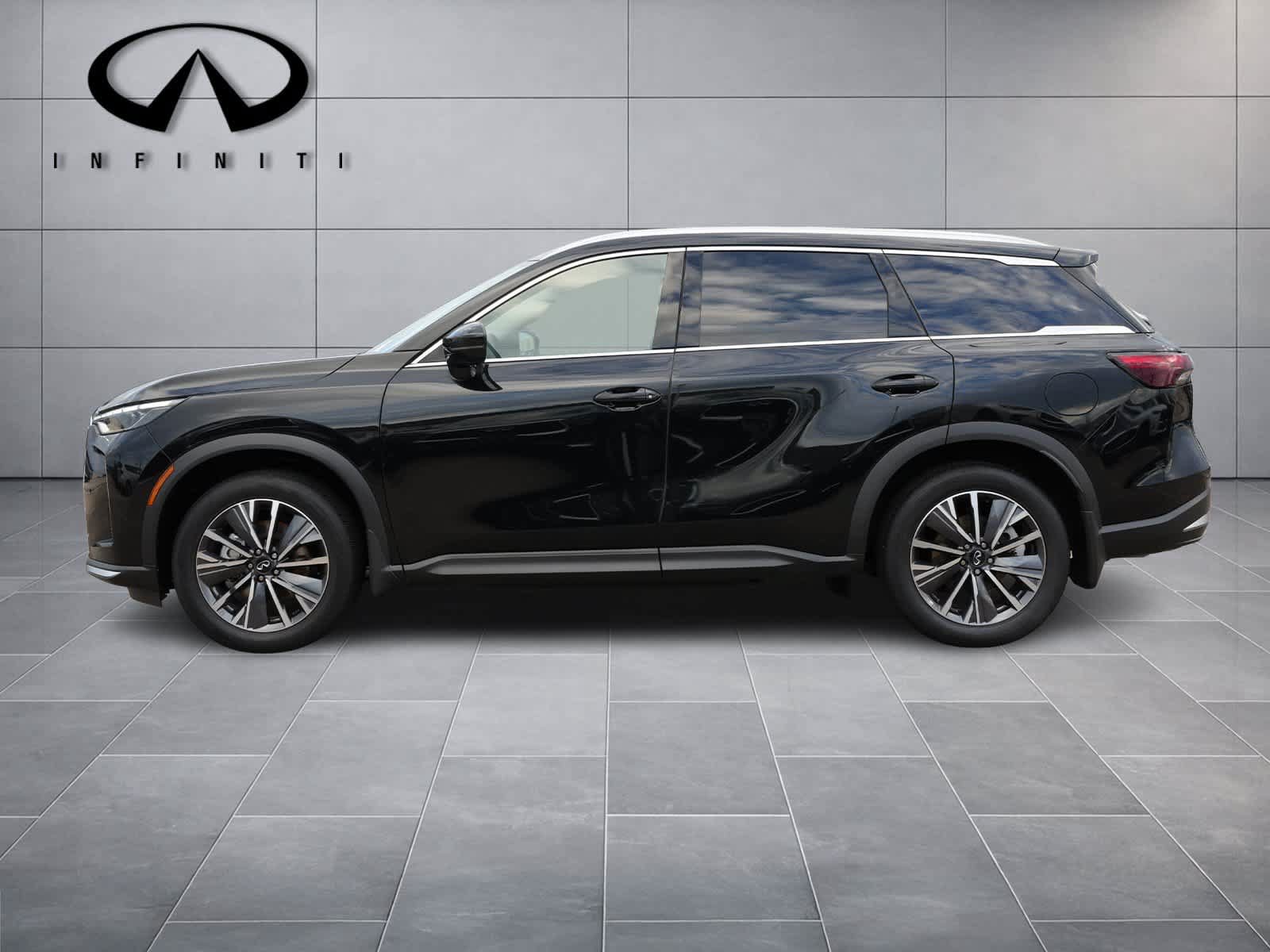 Certified 2027 INFINITI QX60 Luxe w/ Cargo Package FWD image 4