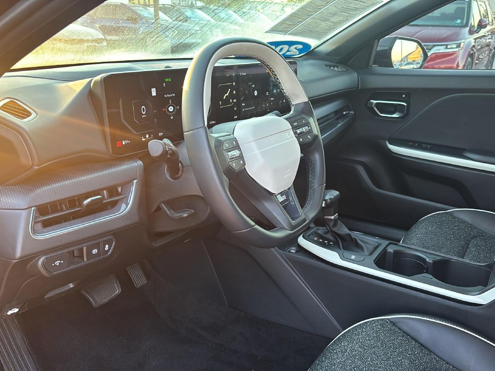 Used 2025 Kia K4 GT-Line w/ GT-Line Sunroof Package FWD image 11