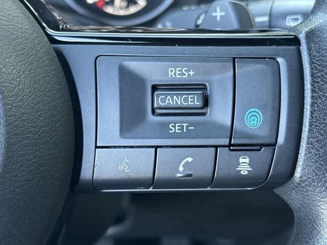 Used 2021 Nissan Rogue SV FWD image 22