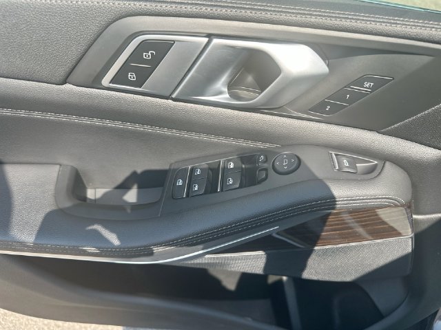 Used 2019 BMW X5 xDrive40i AWD/4WD image 16