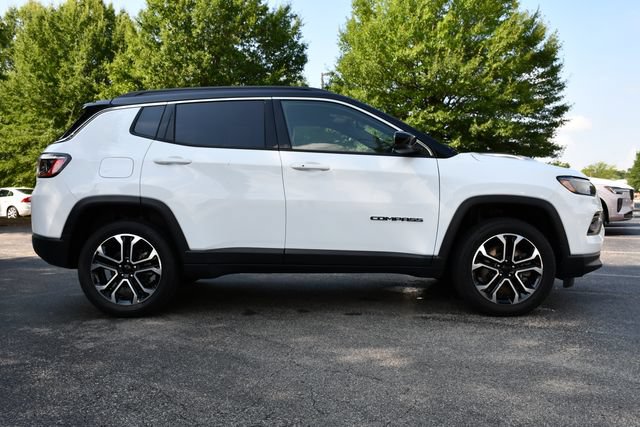 Used 2023 Jeep Compass Limited AWD/4WD image 8