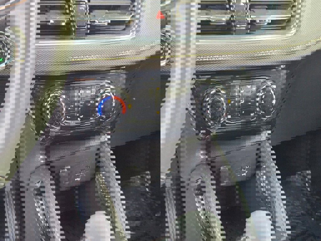 Certified 2024 Chevrolet TrailBlazer ACTIV w/ Driver Confidence Package image 24