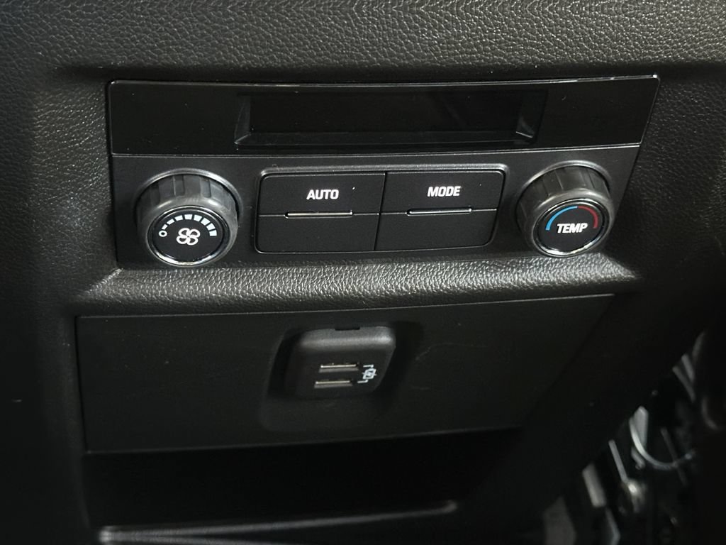 Used 2023 Chevrolet Traverse LT w/ LPO, Cargo Package AWD/4WD image 25