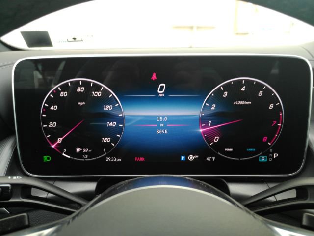 Used 2024 Mercedes-Benz GLC 300 image 37