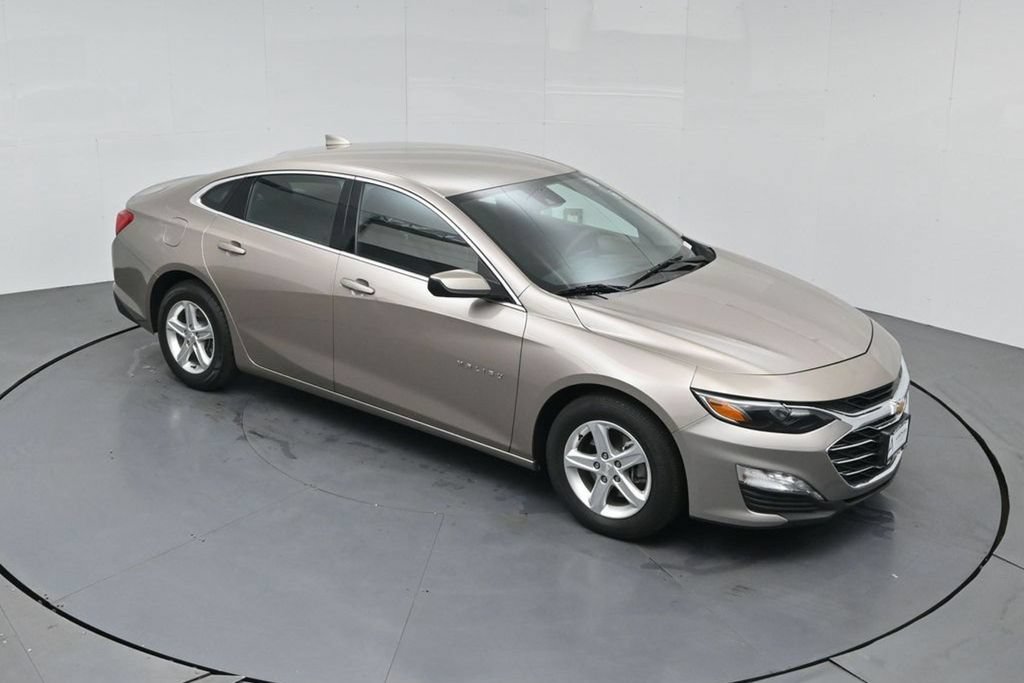 Used 2023 Chevrolet Malibu LT FWD image 43