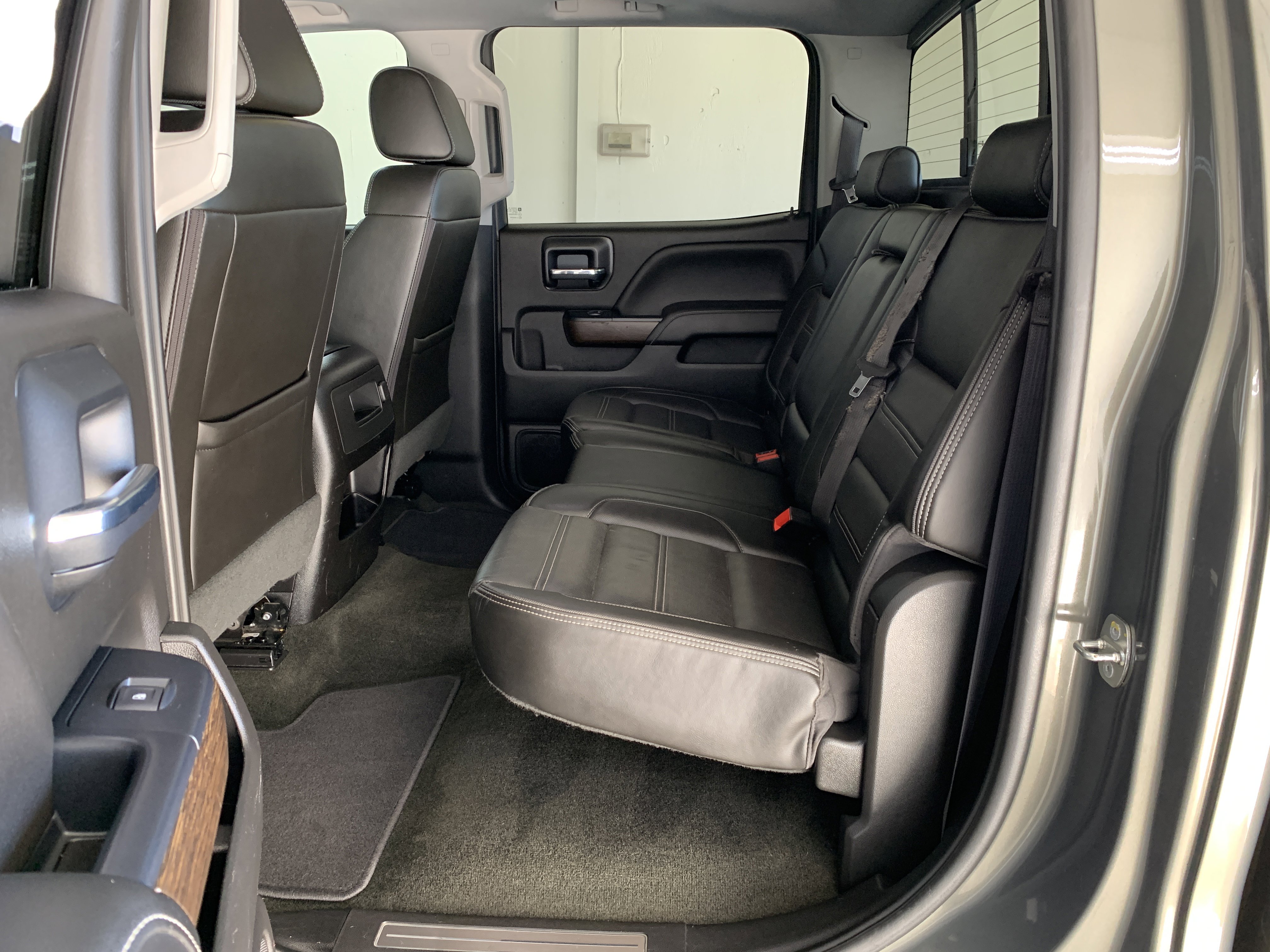 Used 2018 GMC Sierra 2500 Denali w/ Duramax Plus Package image 43