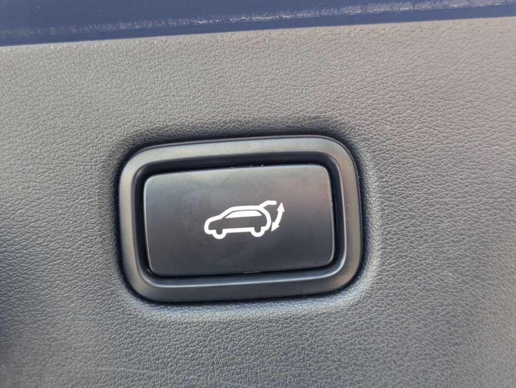 Used 2023 Kia EV6 GT-Line w/ GT-Line Suede Seat Package image 15