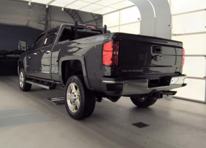 Used 2016 Chevrolet Silverado 2500 LTZ w/ LTZ Plus Package AWD/4WD image 3