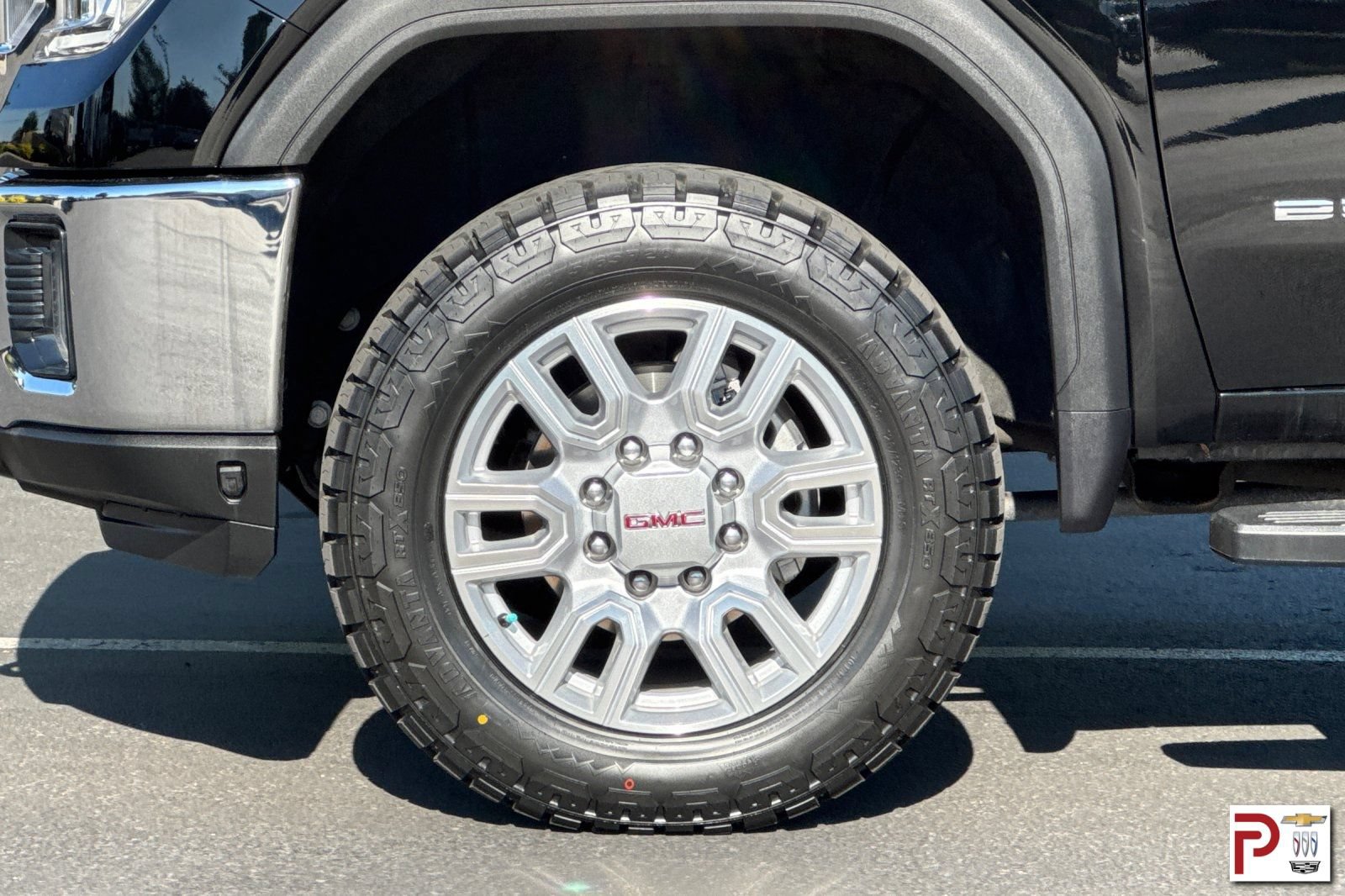 Certified 2022 GMC Sierra 2500 SLT w/ SLT Premium Package AWD/4WD image 32