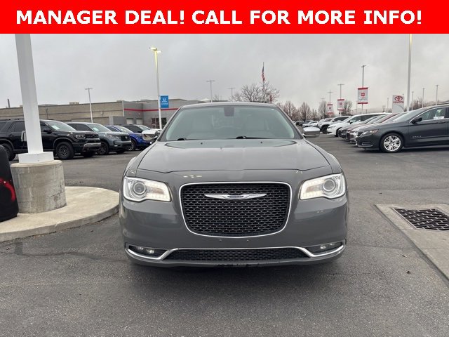 Used 2019 Chrysler 300 Limited image 3