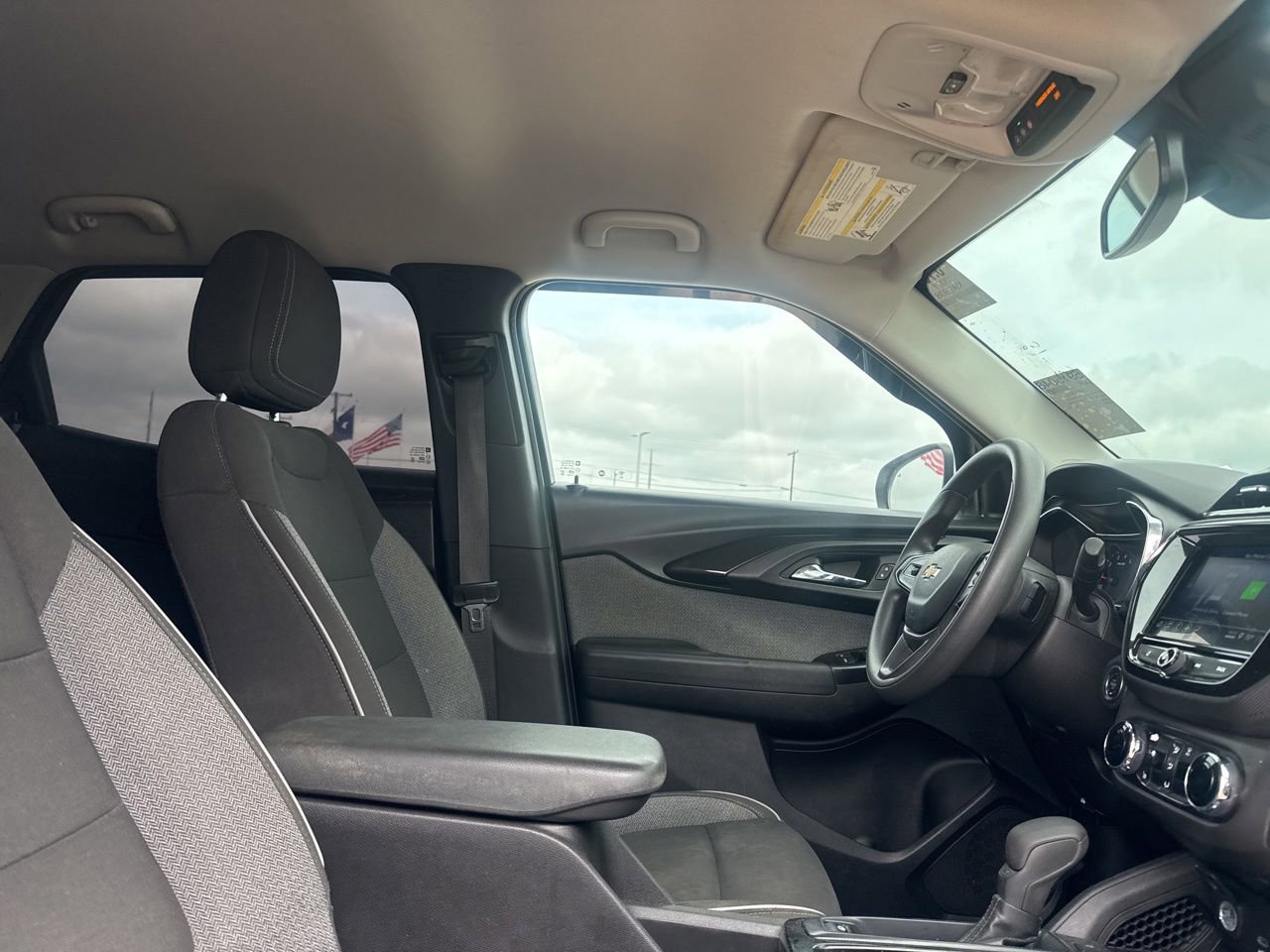 Used 2021 Chevrolet TrailBlazer LT w/ Convenience Package FWD image 28