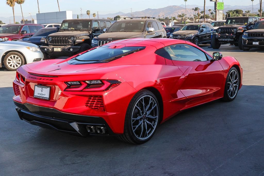 Used 2024 Chevrolet Corvette Stingray Premium Cpe w/ 3LT RWD image 9