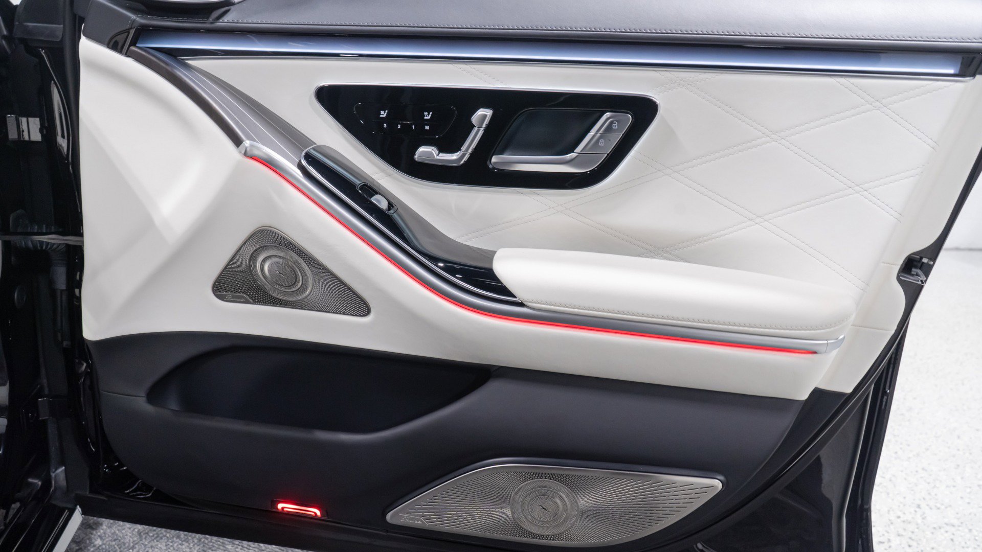 Used 2024 Mercedes-Benz Maybach S 680 4MATIC image 58