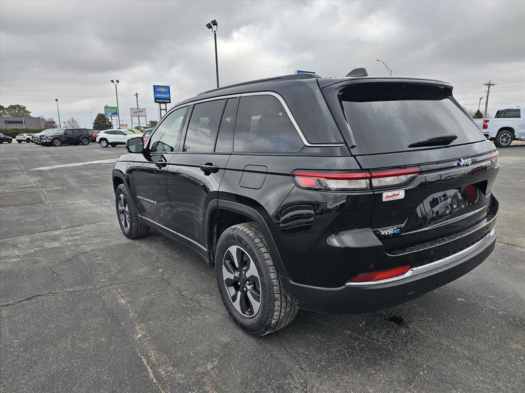 Used 2024 Jeep Grand Cherokee Limited 4xe AWD/4WD image 5
