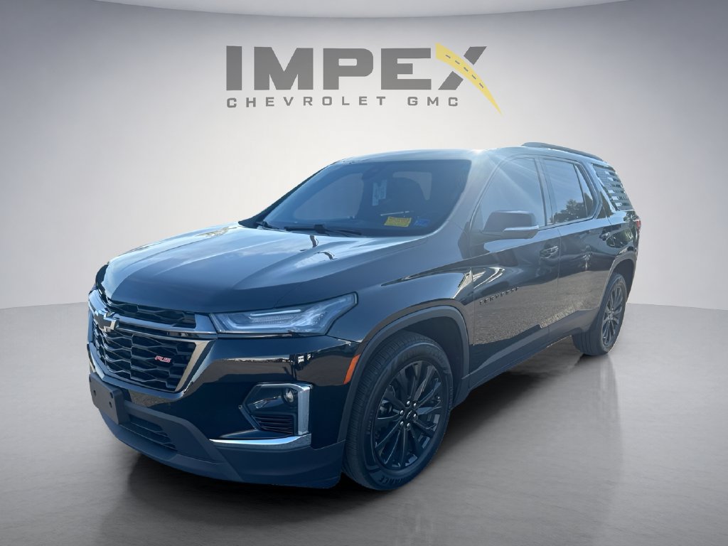 Used 2023 Chevrolet Traverse RS
