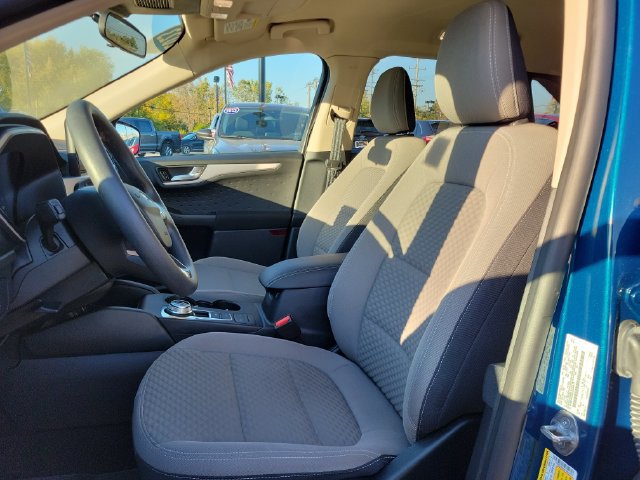 Certified 2020 Ford Escape SE FWD image 9