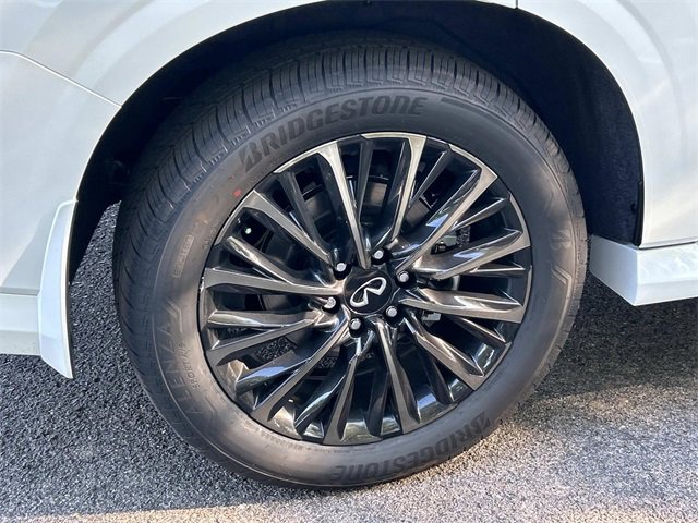 New 2026 INFINITI QX80 Autograph w/ Premium Cargo Package image 11