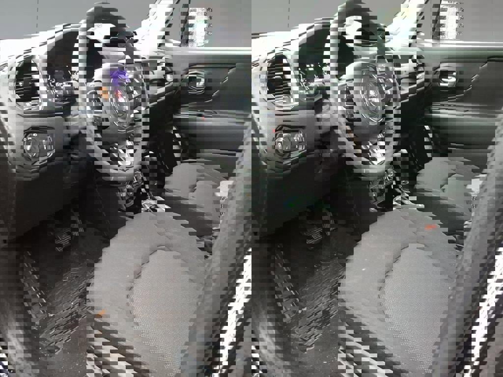 Used 2023 Jeep Renegade Latitude image 9