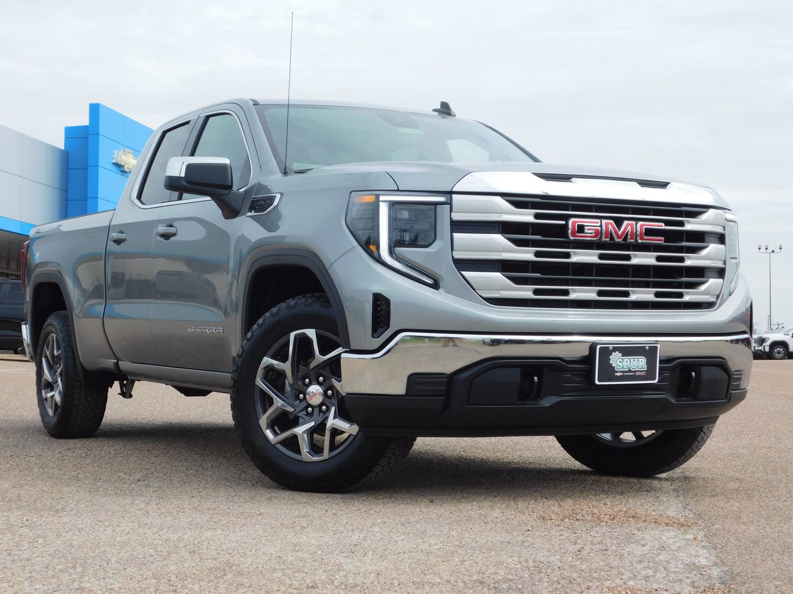 New 2025 GMC Sierra 1500 SLE w/ X31 Off-Road Package
