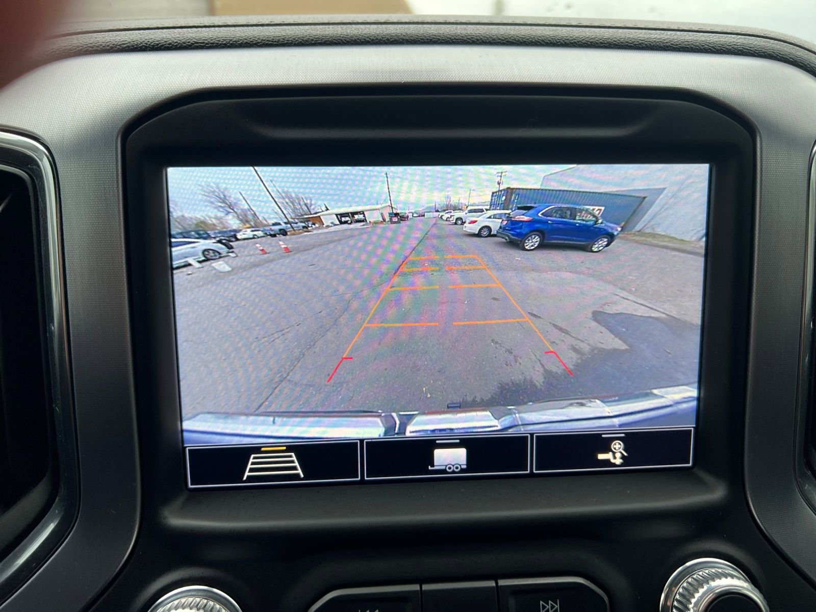 Used 2020 GMC Sierra 1500 SLT image 25