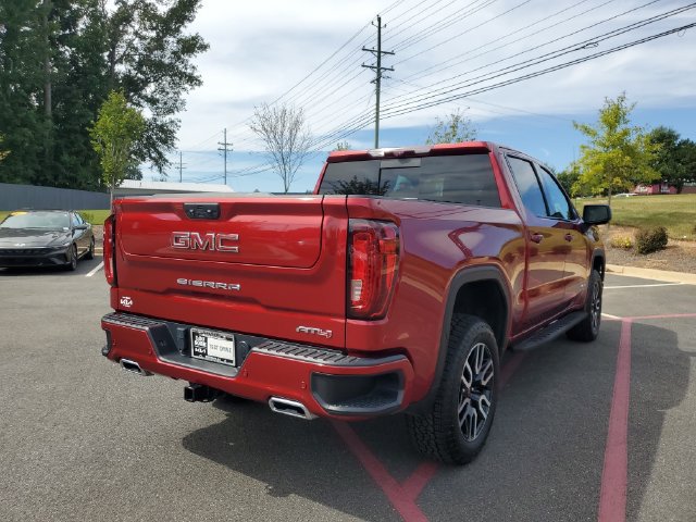 Used 2023 GMC Sierra 1500 AT4 w/ AT4 Premium Package AWD/4WD image 4
