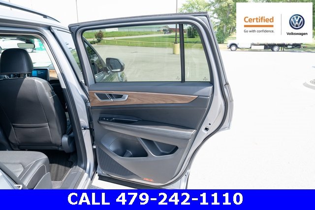 Certified 2024 Volkswagen Atlas SE image 13