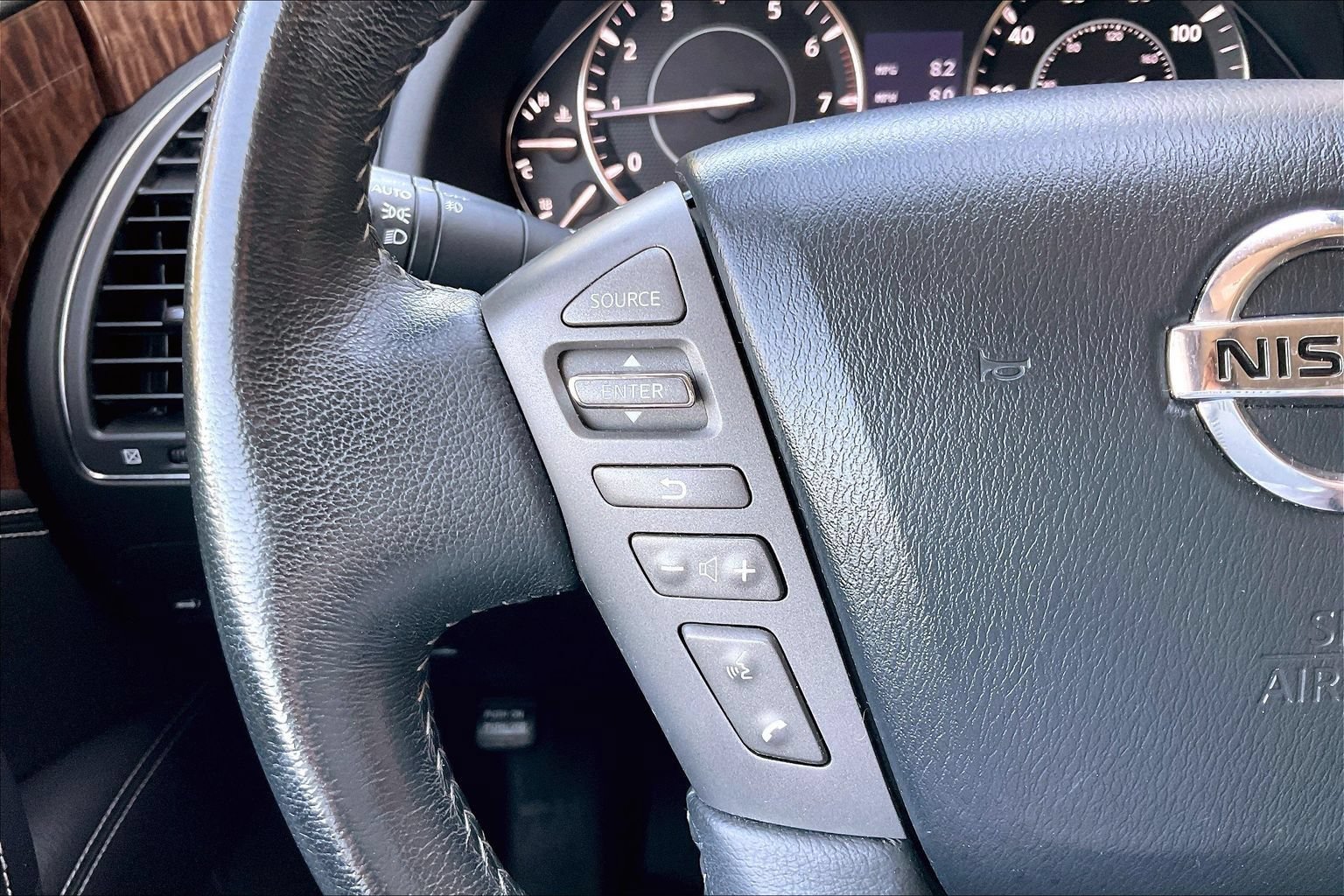 Used 2018 Nissan Armada SL w/ Moonroof Package AWD/4WD image 11