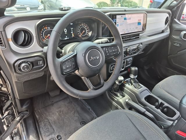Used 2024 Jeep Gladiator Sport AWD/4WD image 10