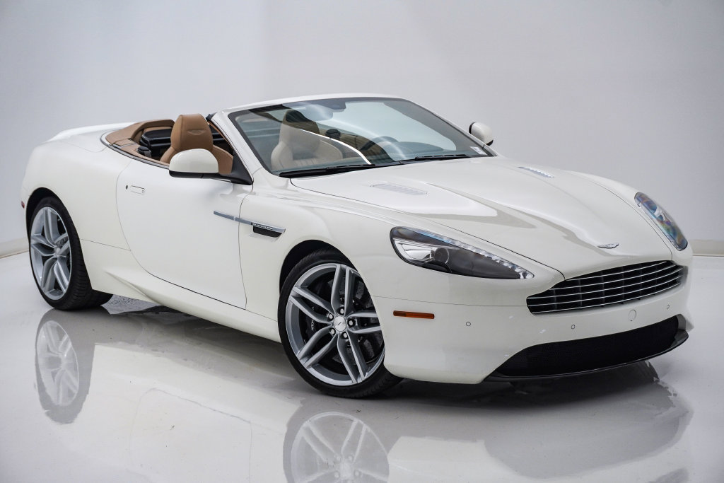 Used 2016 Aston Martin DB9 GT RWD image 3