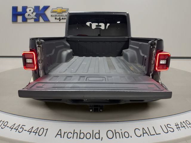 Used 2020 Jeep Gladiator Sport w/ Technology Group AWD/4WD image 25